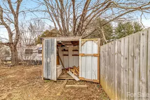 106 Long St, Waynesville, NC 28786 - Photo 29