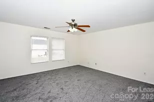 8629 Buckhorn St, Charlotte, NC 28216 - Photo 7