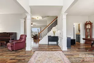 4018 Manor House Dr, Charlotte, NC 28270 - Photo 3