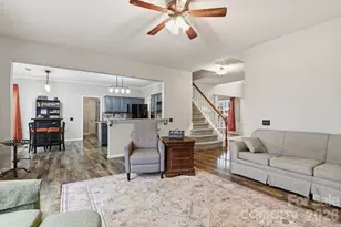 4018 Manor House Dr, Charlotte, NC 28270 - Photo 9