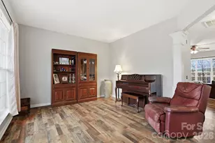 4018 Manor House Dr, Charlotte, NC 28270 - Photo 5