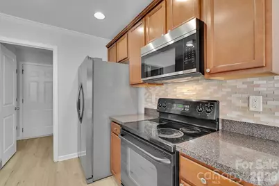 209 Oakton Glen Court, Charlotte, NC 28262 - Photo 13