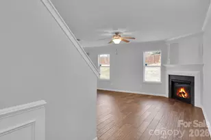 209 Oakton Glen Ct, Charlotte, NC 28262 - Photo 3