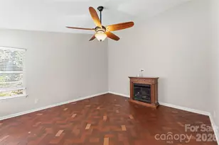 12219 Landing Green Dr, Charlotte, NC 28277 - Photo 17