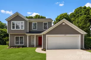 12219 Landing Green Dr, Charlotte, NC 28277 - Photo 1