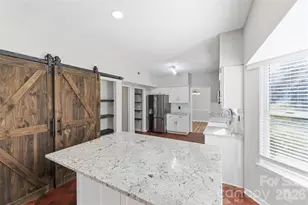 12219 Landing Green Dr, Charlotte, NC 28277 - Photo 13