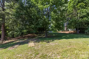 12219 Landing Green Dr, Charlotte, NC 28277 - Photo 33