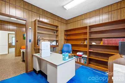 334 N Oakland Avenue, Statesville, NC 28677 - Photo 23