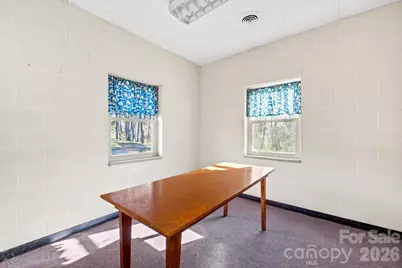 334 N Oakland Avenue, Statesville, NC 28677 - Photo 31