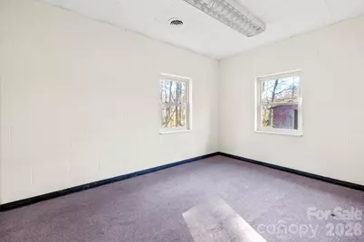 334 N Oakland Avenue, Statesville, NC 28677 - Photo 33