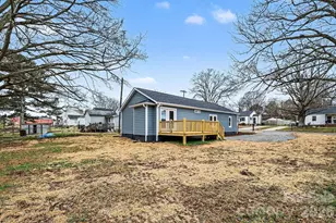 416 N Pine St, Cherryville, NC 28021 - Photo 29