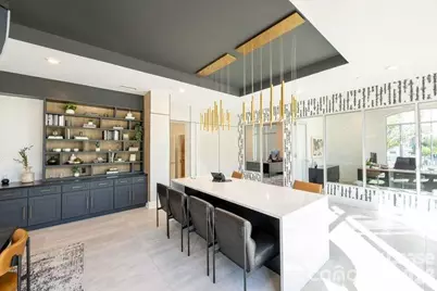 425 W Trade Street #1FR, Charlotte, NC 28203 - Photo 3