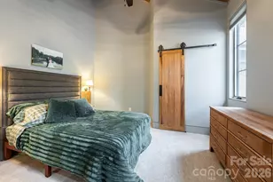 208 Glenroy Ct, Flat Rock, NC 28731 - Photo 33