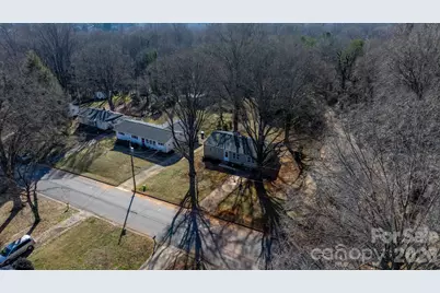 503 E Herman Street, Newton, NC 28658 - Photo 27