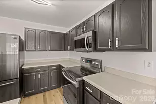 8552 Westhope St, Charlotte, NC 28216 - Photo 11