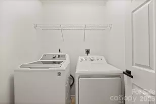 8552 Westhope St, Charlotte, NC 28216 - Photo 23