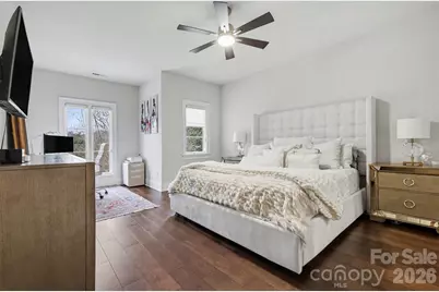 2438 Vail Avenue, Charlotte, NC 28207 - Photo 21