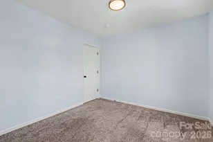 13941 Ballyshannon Ln, Charlotte, NC 28278 - Photo 17