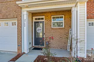 2784 Sawbridge Ln, Gastonia, NC 28056 - Photo 3