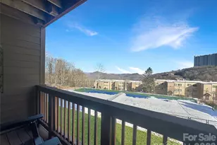 101 Sugar Ski Dr, Sugar Mountain, NC 28604 - Photo 3