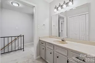 239 13th Ave Pl NW, Hickory, NC 28601 - Photo 17