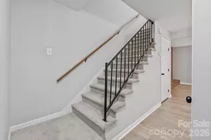 239 13th Ave Pl NW, Hickory, NC 28601 - Photo 5