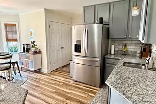 1421 Dexter Ridge Dr, Holly Springs, NC 27540 - Photo 9