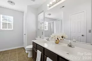 9230 Rotherham Ln, Charlotte, NC 28216 - Photo 13