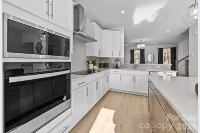 3025 Rozzelles Ferry Road, Charlotte, NC 28208 - Photo 11