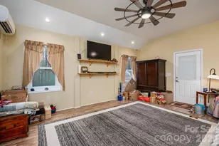 2033 Puetts Chapel Rd, Bessemer City, NC 28016 - Photo 23