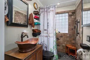 2033 Puetts Chapel Rd, Bessemer City, NC 28016 - Photo 11