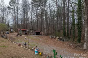 2033 Puetts Chapel Rd, Bessemer City, NC 28016 - Photo 35