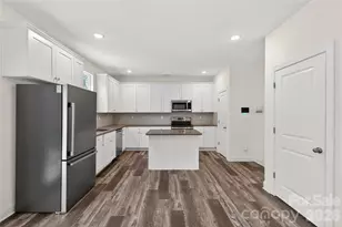 7308 Rothmore St, Charlotte, NC 28215 - Photo 5