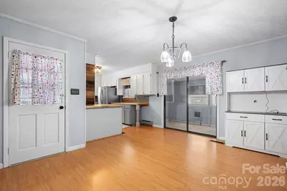 335 Eastview Place NW, Lenoir, NC 28645 - Photo 7