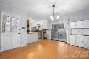 335 Eastview Pl NW, Lenoir, NC 28645 - Photo 7