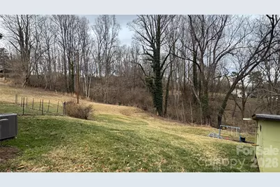 335 Eastview Place NW, Lenoir, NC 28645 - Photo 27