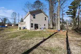 313 Bell St, Mount Holly, NC 28120 - Photo 17