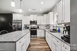 313 Bell St, Mount Holly, NC 28120 - Photo 7