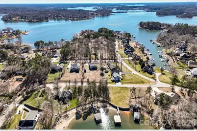 9464 Riviera Drive, Sherrills Ford, NC 28673 - Photo 37