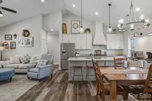 9464 Riviera Dr, Sherrills Ford, NC 28673 - Photo 9