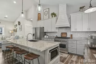 9464 Riviera Dr, Sherrills Ford, NC 28673 - Photo 15