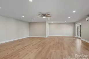 9464 Riviera Dr, Sherrills Ford, NC 28673 - Photo 23