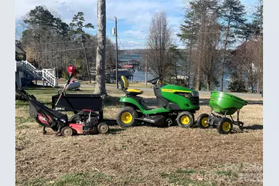 9464 Riviera Drive, Sherrills Ford, NC 28673 - Photo 39