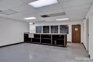 4337 Revolution Pk Dr, Charlotte, NC 28217 - Photo 15