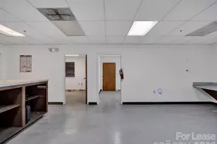 4337 Revolution Pk Dr, Charlotte, NC 28217 - Photo 17