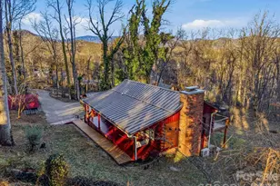 34 Greenbriar Rd, Black Mountain, NC 28711 - Photo 7