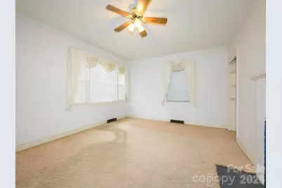 968 Hampton Grace Avenue, Lancaster, SC 29720 - Photo 5