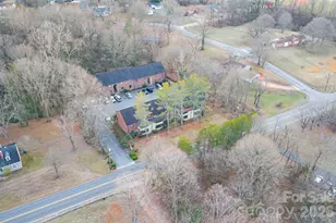 460 14th Ave NE, Hickory, NC 28601 - Photo 7