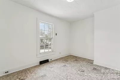 209 W Round Street, Landis, NC 28088 - Photo 13