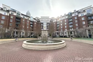 300 W 5th St, Charlotte, NC 28202 - Photo 31